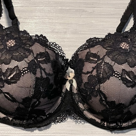 VS Body by Victoria Demi Bra - Picture 3 of 6